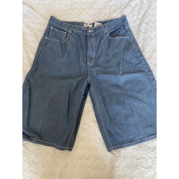 Member’s Property Men’s Blue Denim Shorts Size 40 - Picture 1 of 5